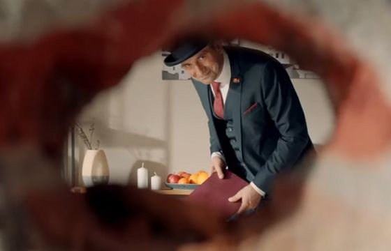 Remont po zabawie dzieci w reklamie pożyczki ze stałą ratą od Alior Banku (wideo)