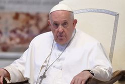 Franciszek robi porządki. Polskich biskupów to nie dotknie [OPINIA]