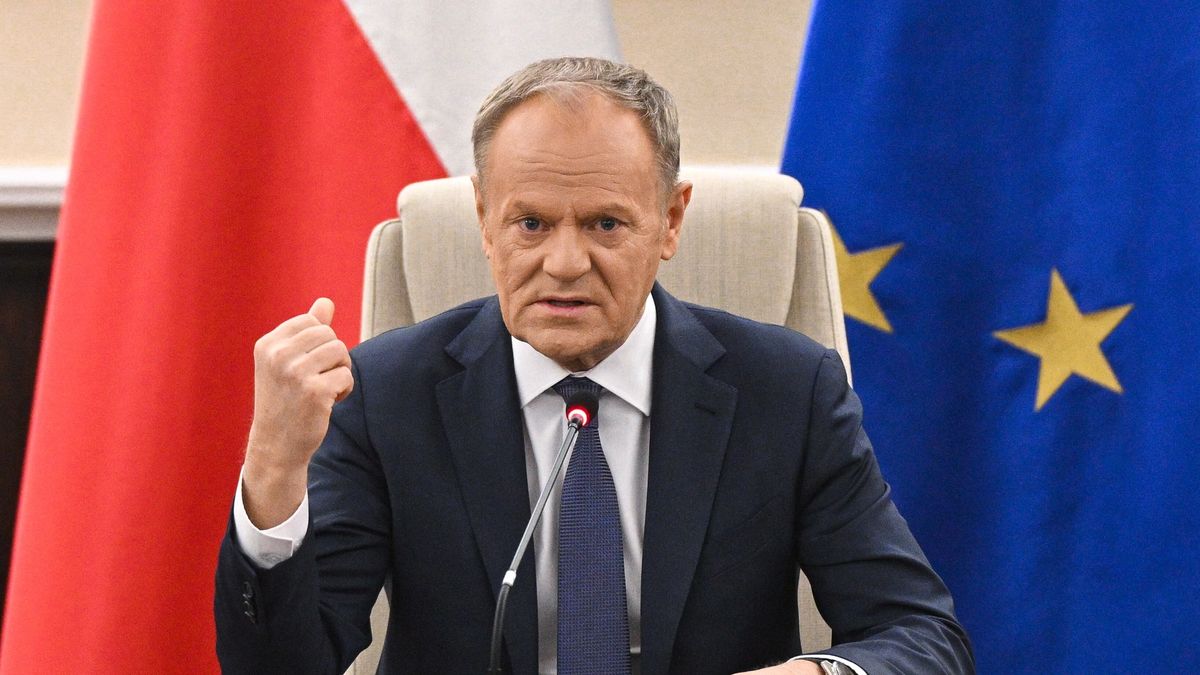 Donald Tusk
Radek Pietruszka
kancelaria, kancelaria prezesa rady mnistrów, KPRM, obrady, polityk, polityk polityka, polityka, polityka zagraniczna, posiedzenie, rada ministrów, rady ministrów, rząd, rząd Tuska, rządu