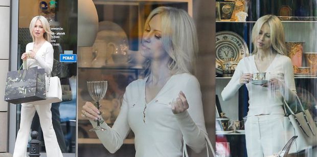Uzbrojona w torbę Prady za ponad 10 TYSIĘCY złotych Magdalena Ogórek buszuje po sklepie z luksusową porcelaną (ZDJĘCIA)