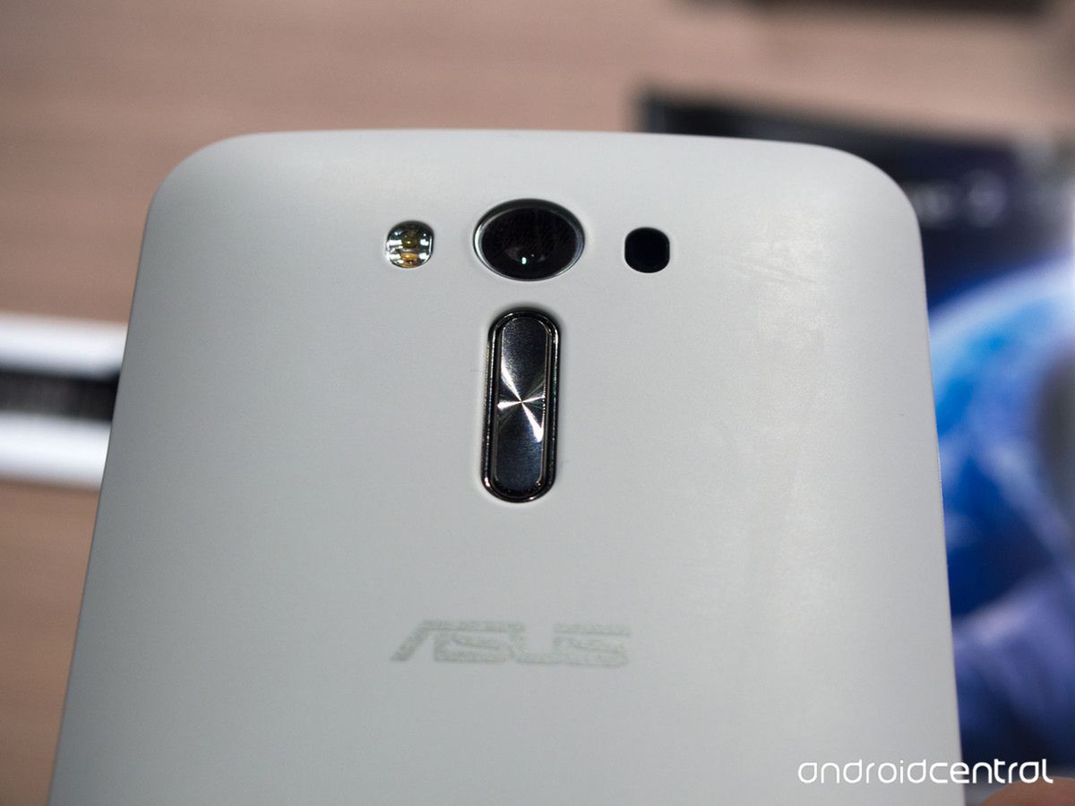 Asus pokazał nowe smartfony z serii ZenFone 2 wyposażone w procesory Qualcomma 4