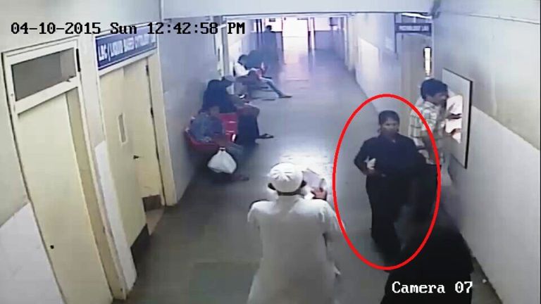 Ukradła dziecko i niezauważona wyszła ze szpitala