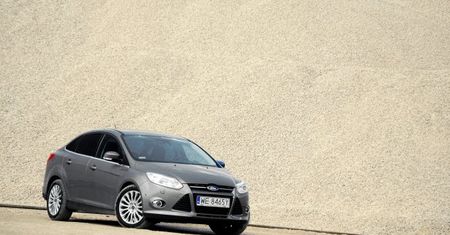 Ford Focus Sedan 1,6 EcoBoost 182 KM Titanium - dylemat [test autokult.pl]