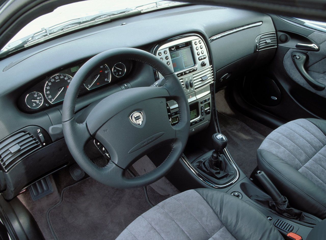 Lancia Lybra
