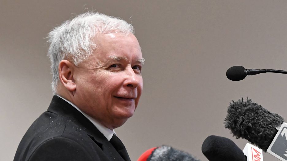 Najnowszy sondaż. PiS nadal może liczyć na poparcie powyżej 30 proc. 