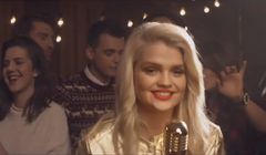 „Coraz bliżej Święta” - Margaret z finalistami „Voice of Poland” i youtuberami w bożonarodzeniowej kampanii Coca-Coli (wideo)