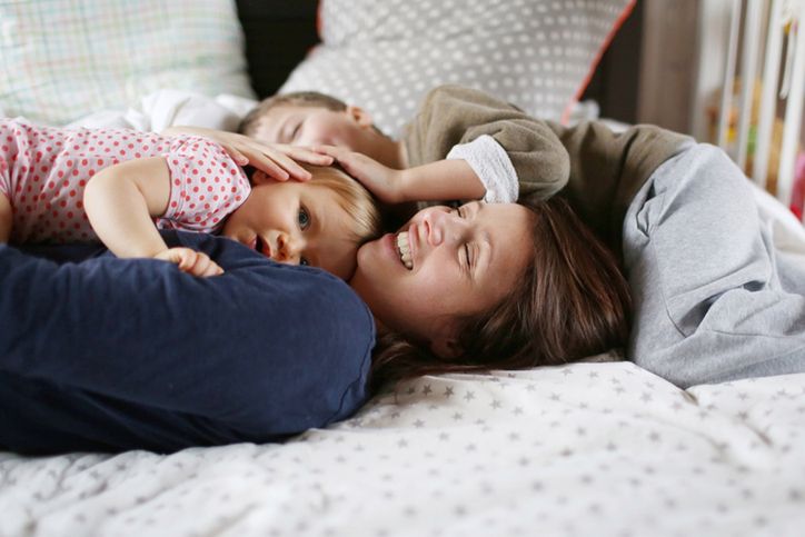 1000 złotych otrzymają jedynie rodziny, w których wychowuje się więcej niż jendo dziecko