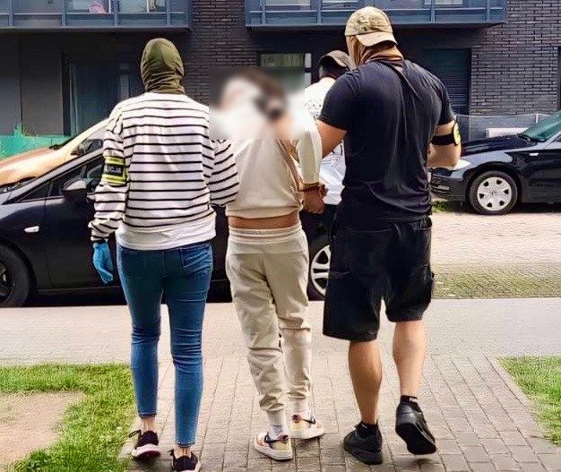 Poznań: 16-latek podejrzany o oszustwo w rękach policjantów