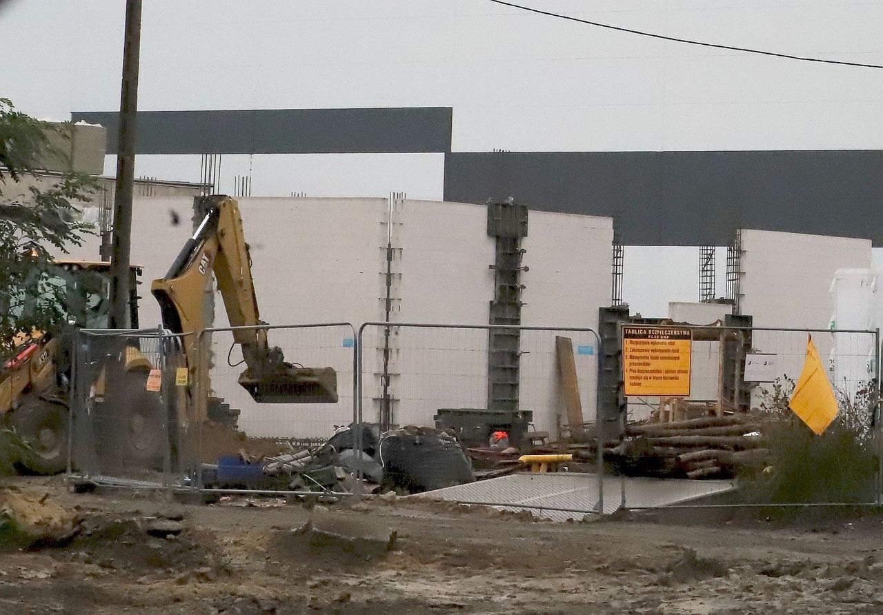 Pionki: Nowy zakład produkcji suchej karmy i przekąsek dla psów i kotów. Buduje go znany przedsiębiorca Jarosław Krzyżanowski