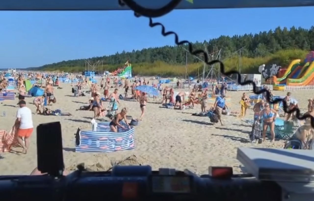 Skandal na plaży w Jantarze. Plażowicze ignorowali strażaków