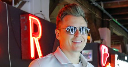 Eurowizja 2021. Rafał Brzozowski idzie w zaparte i wierzy w swoją piosenkę
