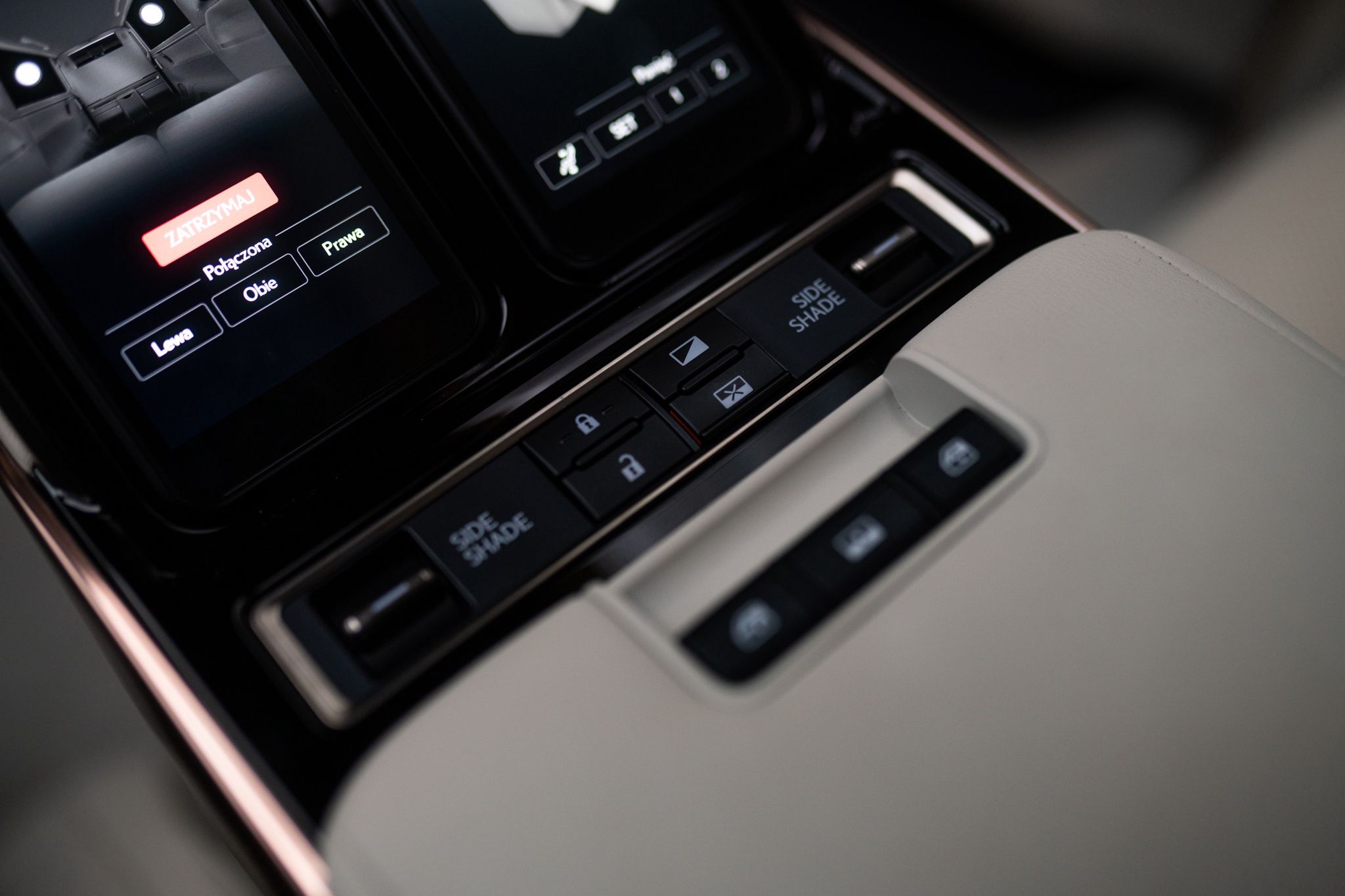 Lexus LM