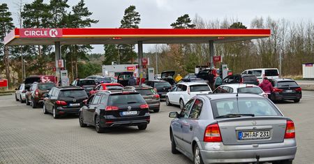 Turystyka paliwowa kwitnie. Ceny paliw przyciągają Niemców na polskie stacje