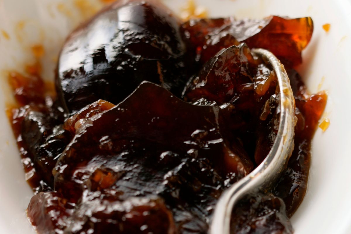 Demi-glace gdy ostygnie przybiera postać galaretki 