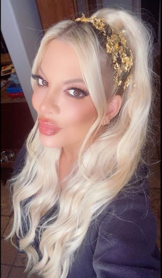 Tori Spelling jest bardzo aktywna w mediach społecznościowych. Rodzinę pokazuje też w reality show "Tori & Dean"