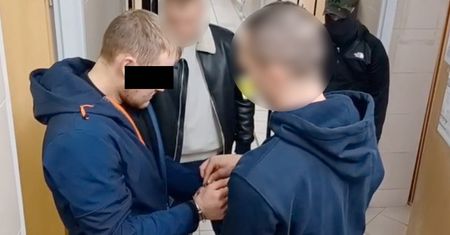 Rozbity gang zajmujący się kradzieżami aut. Wśród zatrzymanych adwokat