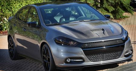 Mopar Dodge Dart Carbon Fire - po ciemnej stronie mocy