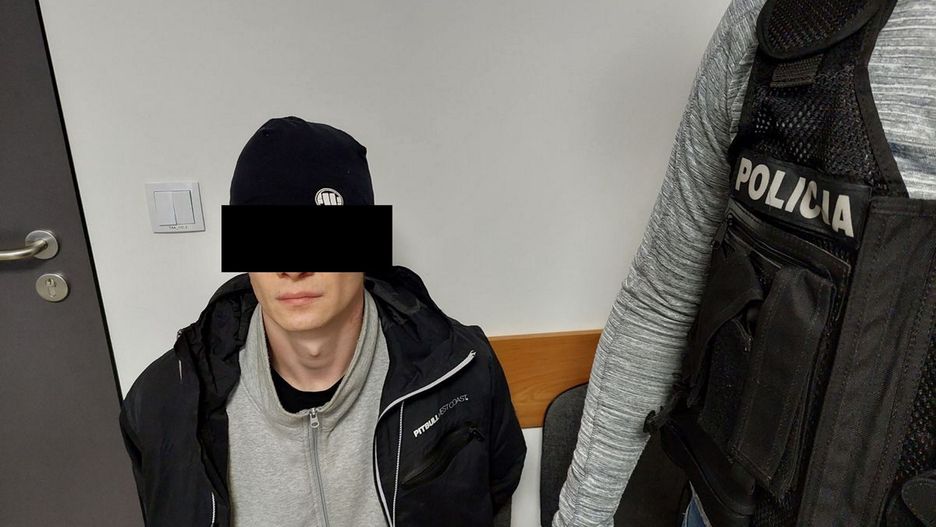 Recydywista został złapany w policyjnym pościgu 
