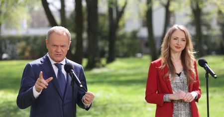 Pół Polski mówi o słowach ministry. Rząd powinien odpuścić? [OPINIA]