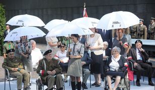 Warszawa. 77. rocznica Powstania Warszawskiego. Prezydenci wśród powstańców