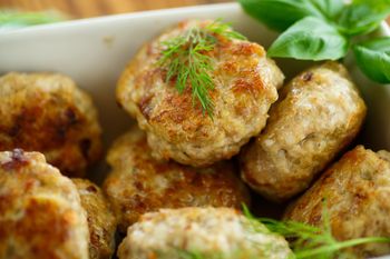 Gdy upoluję w sklepie młodą kapustę, robię kotlety po morawsku. Ten przepis może mieć już 1000 lat