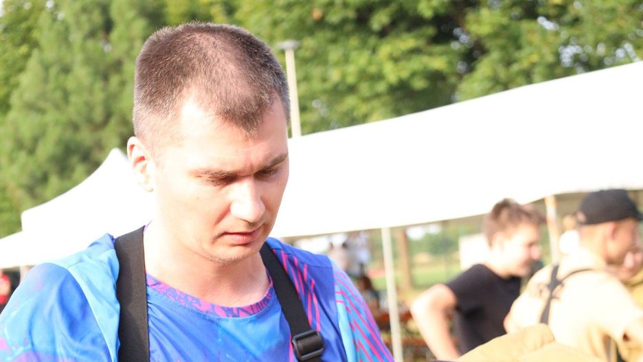 Strażacy z OSP i PSP będą rywalizować w Biegu 998 w Dalewie. Pobiegną w pełnym umundurowaniu i butlą powietrzną