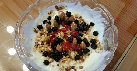 Jedz codziennie, by mieć mocne kości. Te produkty chronią przed osteoporozą