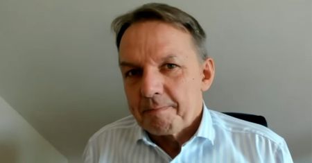 Wtopa projektu prawicowego dziennikarza. "Algorytmy zareagowały niekorzystnie"
