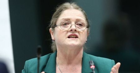 Krystyna Pawłowicz przyłapana w płonącym hotelu. "Przebywam na POBYCIE LECZNICZYM"