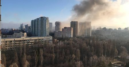 Wojna na Ukrainie. Rosyjski pocisk trafił w blok mieszkalny w Kijowie