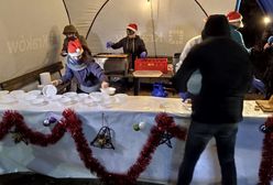 Ogromne zainteresowanie darmowymi posiłkami dla mieszkańców Krakowa