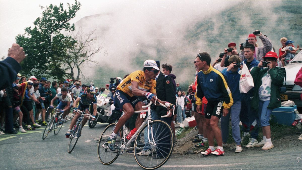Miguel Indurain w trakcie Tour de France 1994 fot. Por DenP Images/CC BY-SA 2.0