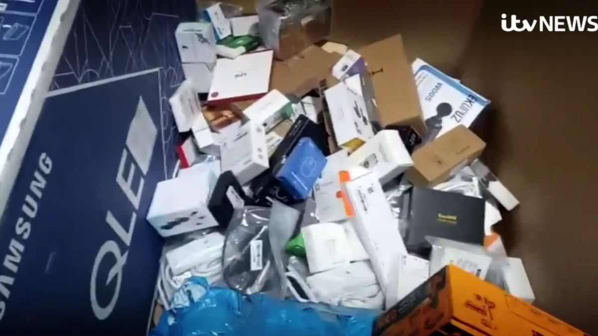 Były pracownik Amazon ujawnia skalę problemu. 130 tys. produktów tygodniowo było wyrzucanych