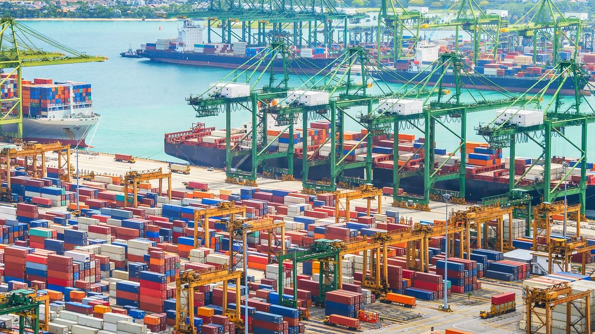 Transport morski z Chin, port 