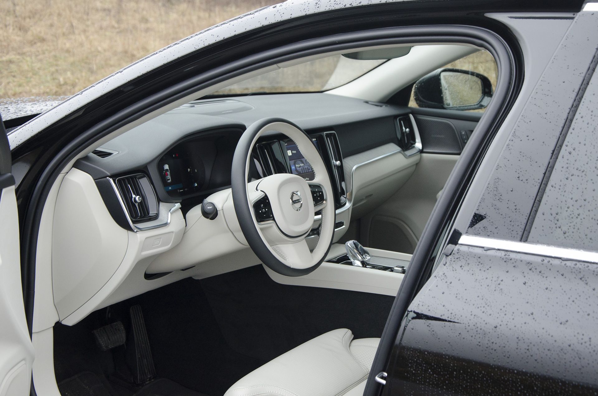 Volvo V60 B3