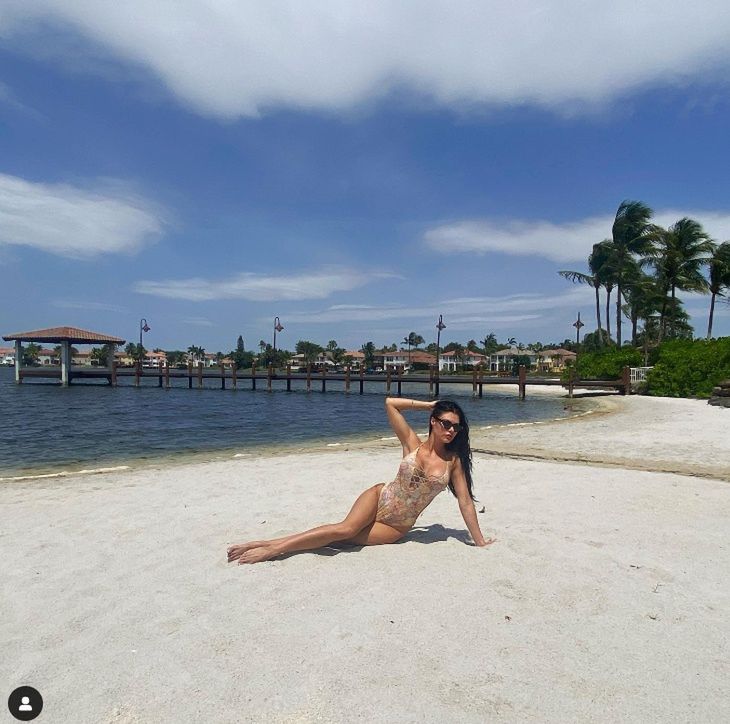 Iza Motyl na plaży w Miami