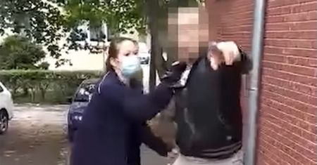 Nie miał maseczki. Próbował uciekać policjantce
