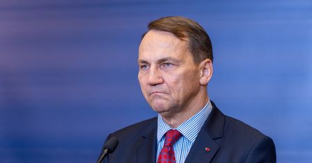 "Boli". Sikorski zwraca się do Ukrainy