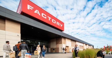 FACTORY obniża ceny o 50% na 12 godzin. Startuje jesienne Jungle Night