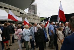 Kulisy konwencji PiS. "To jest moja partia, Kaczorek nasz"