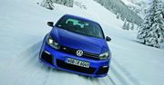 VW Golf R w zimowej scenerii