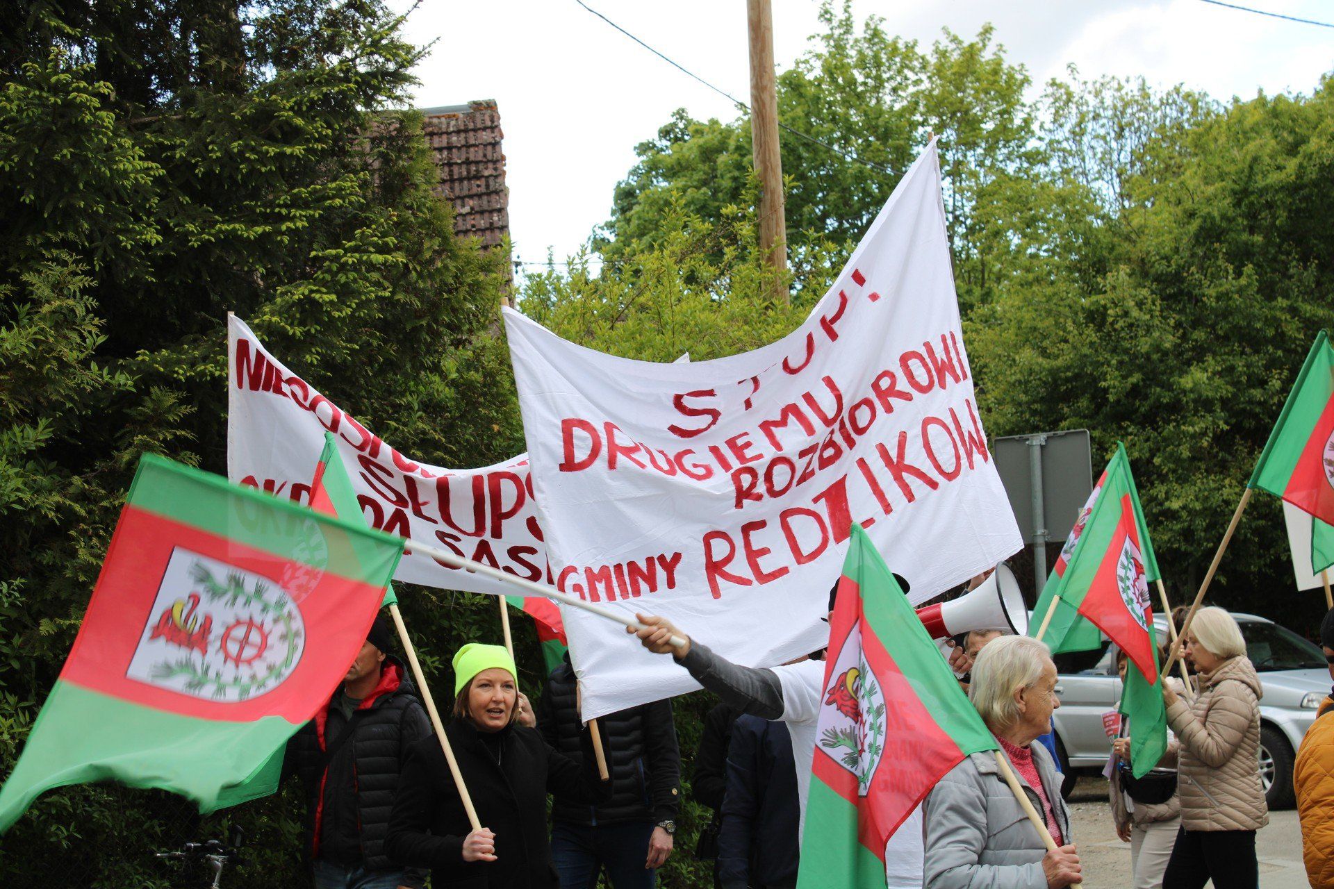 Protest mieszkańców gminy Redzikowo we Włynkówku.