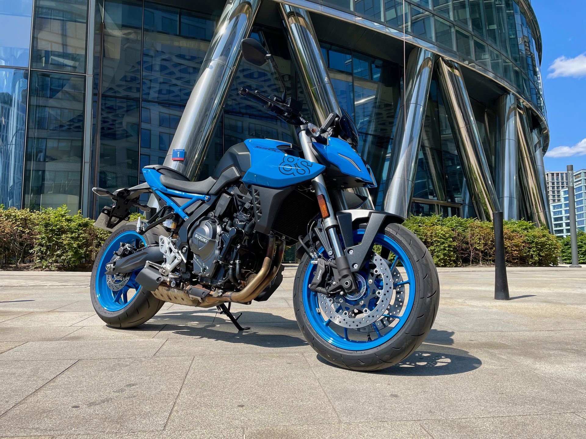 Suzuki GSX-8S