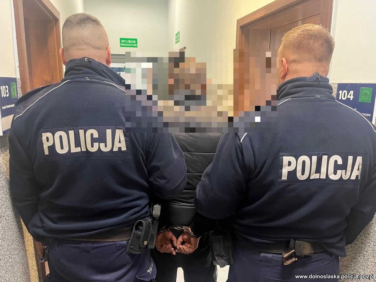 Zuchwały napad na listonosza. Zatrzymano trzy osoby