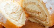 Białkowa chmurka zamiast tłustej śmietany. Rolada z serkiem wiejskim to kulinarny hit