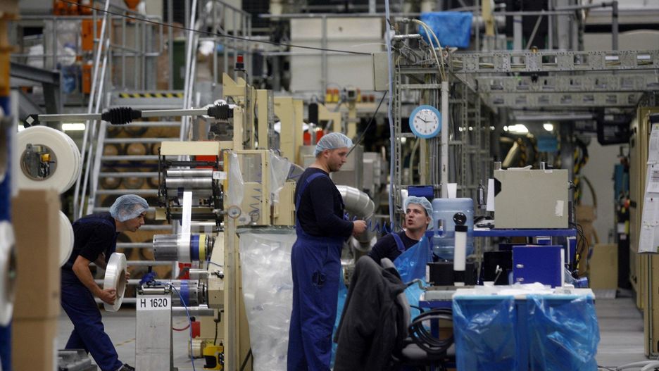  4806 zł brutto - tyle może wynieść w przyszłym roku płaca minimalna. Według związków zawodowych, to niewielka podwyżka w stosunku do obecnej kwoty 4 666 zł brutto. Pracodawcy uważają z kolei, że jest ona uzasadniona ekonomicznie, fot. ilustracyjne/archiwalne P. Krzyżanowski/Polska Press