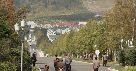 Utopia w Korei Północnej. Wybudowali mrzonkę Kim Dzong Una