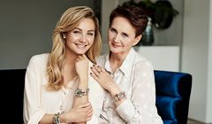 Małgorzata Socha z matką reklamuje biżuterię Apart Beads Collection