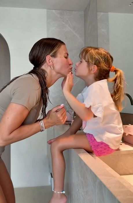 Anna Lewandowska z Laurą