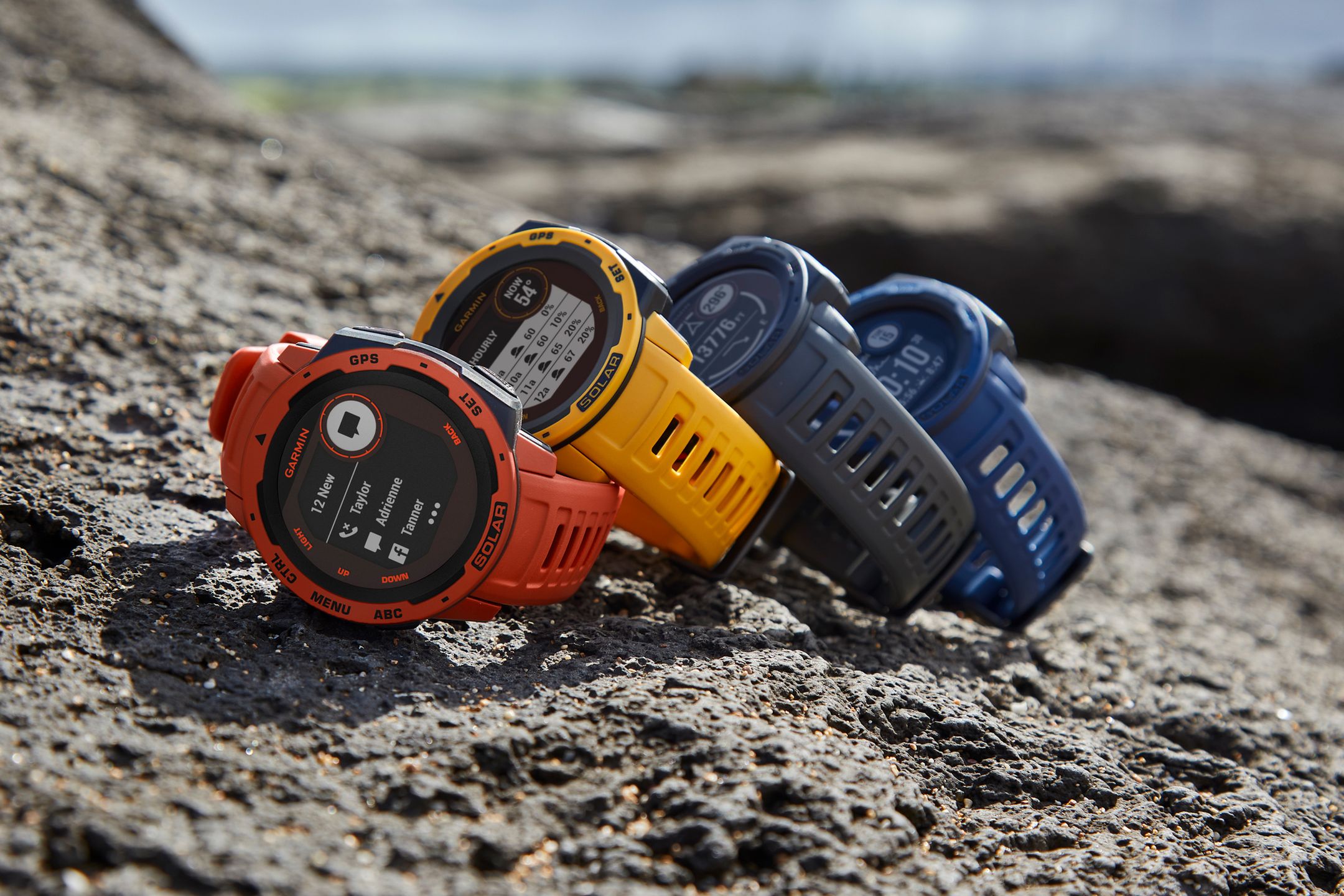 Smartwatche zasilane słońcem. Garmin chce uwolnić nas od kabli i wtyczek 1